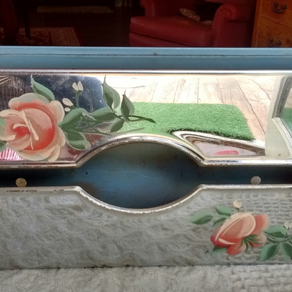 Vintage Tissue Holder